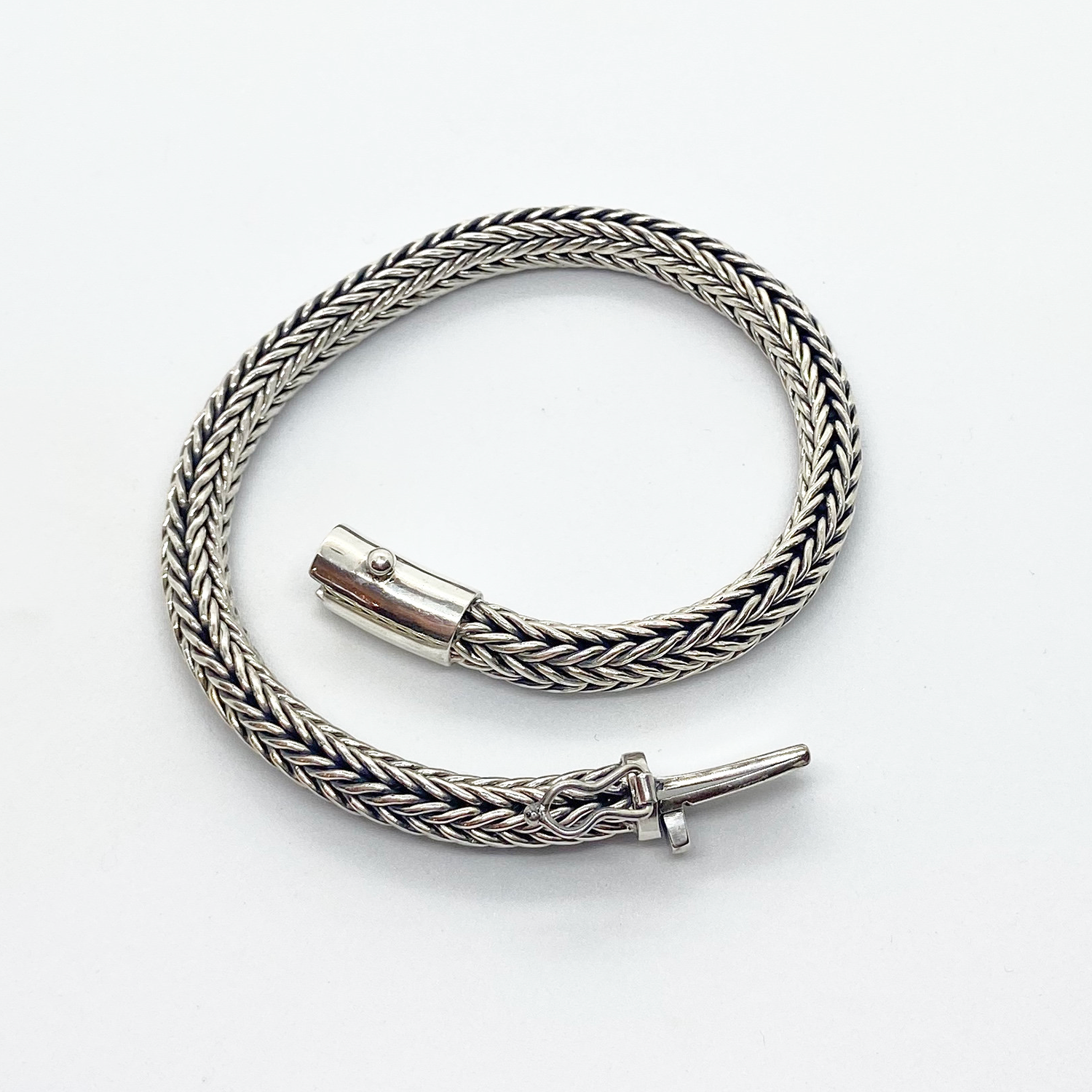 Sterling Silver Ladies Silver Balinese Snake Woven Bracelet