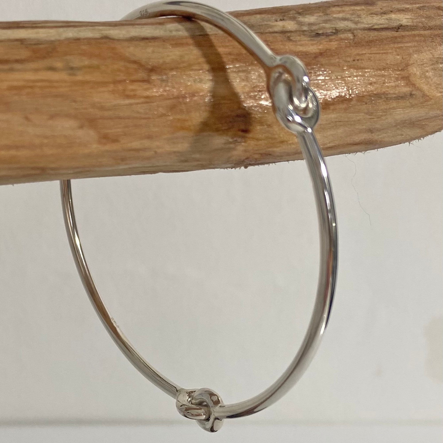 Ladies Love Knot Bangle