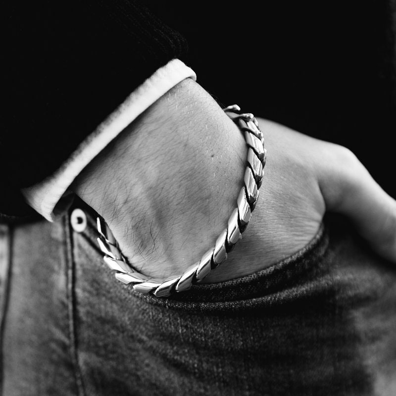 Mens Silver Rounded Curb Chain Bracelet