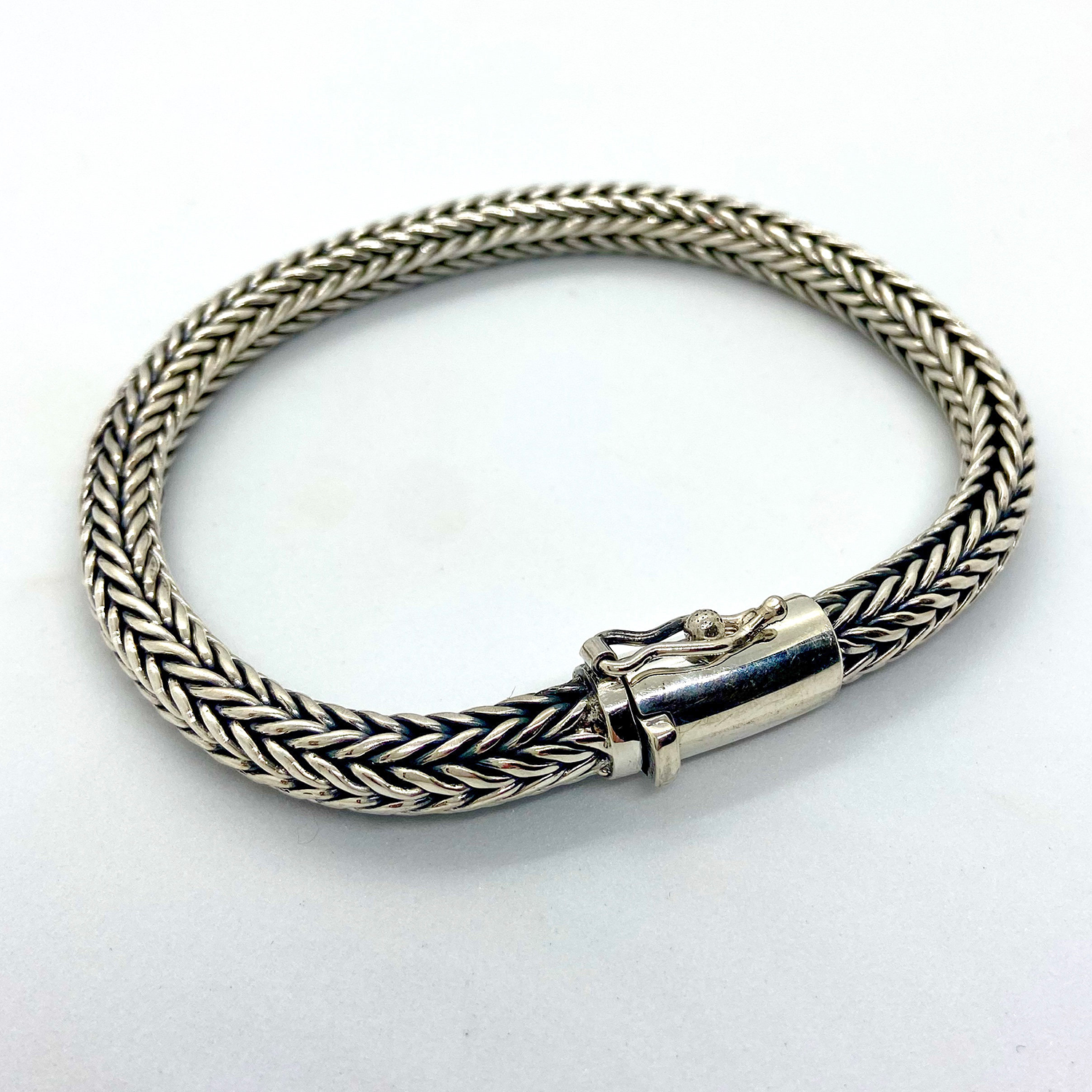 Sterling Silver Ladies Silver Balinese Snake Woven Bracelet