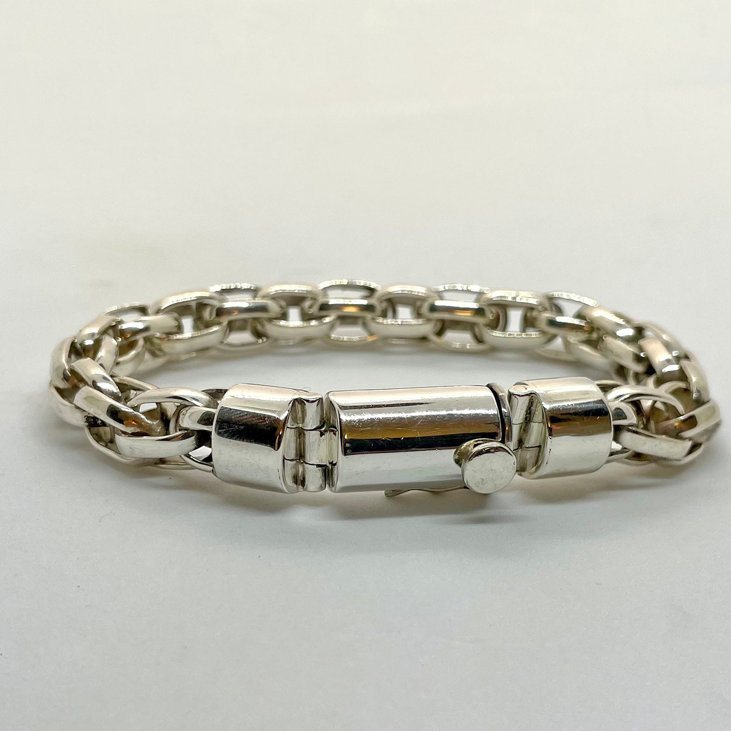  Ladies Oval Link bracelet - silver sisters