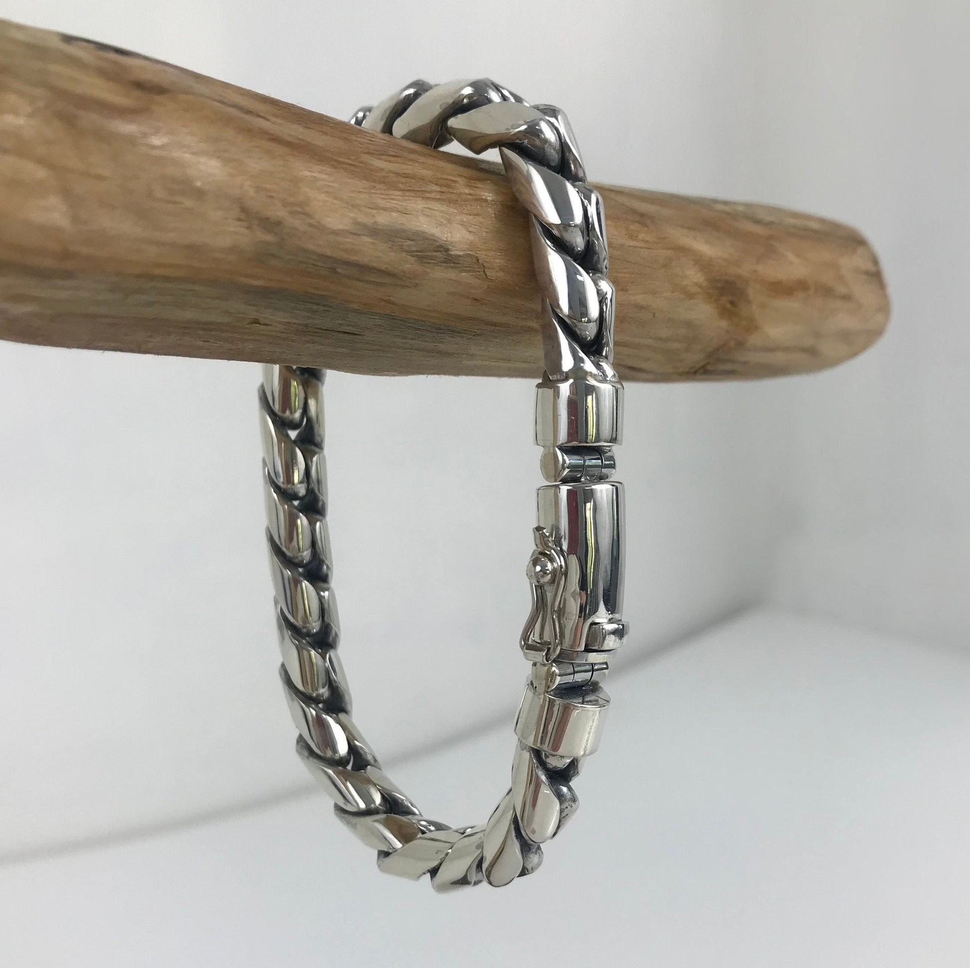 Solid Silver Mens Silver Rounded Curb Chain Bracelet